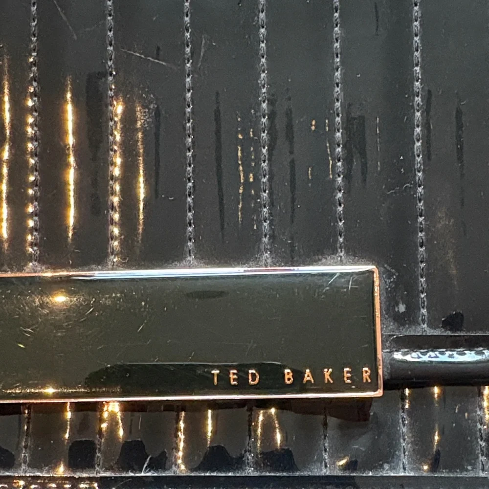 Ted Baker Glossy Black Clutch - Picture 2 of 6